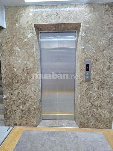 Bán nhà mặt phố Tây Sơn, vị trí đắc địa, mặt tiền 6m