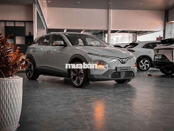 VINFAST VF6 GIAO NGAY, BÁN GIÁ VỐN, VAY NGÂN HÀNG