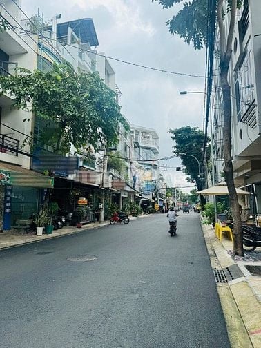 Mặt tiền kd đường rộng 14m P.Tân Thành,Q.Tân Phú dt52m2 đúc 4 tấm 7pn