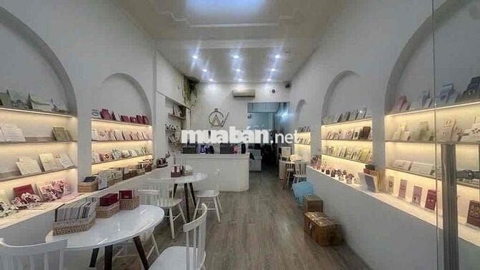 MẶT BẰNG ĐẸP , CÁCH MẠNG THÁNG 8 - QUẬN 10 , 64m2 , 3 tầng , 42tr/th