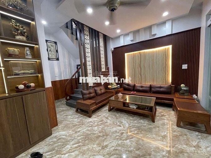 Bán nhà Hồ Tùng Mậu, Từ Liêm, Nhà hiện đại, Nội thất đẹp, Ô tô gần