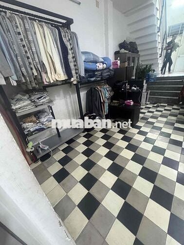 nhà riêng 1 trệt 2 lầu- cách mặt đường quang trung 50m