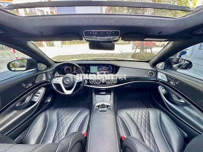 Mercedes Benz S Class 2017 Maybach S450 - 80000 km