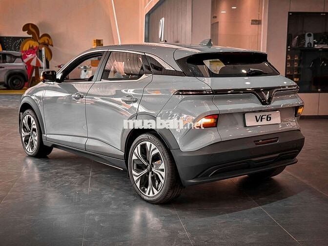 VINFAST VF6 GIAO NGAY, BÁN GIÁ VỐN, VAY NGÂN HÀNG