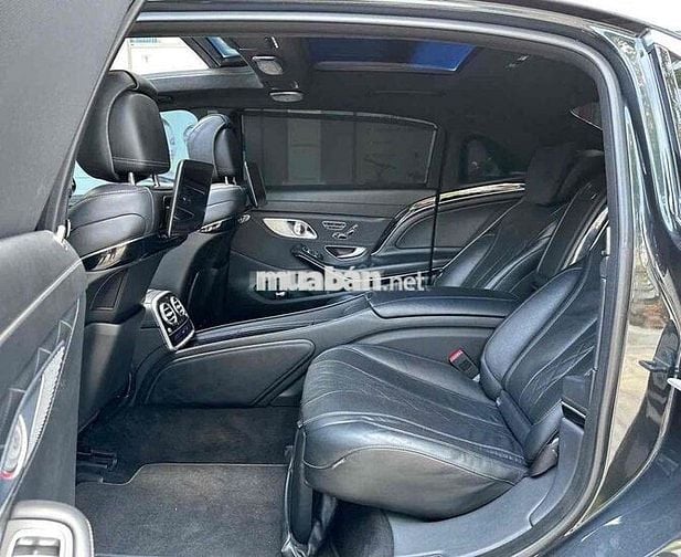 Mercedes Benz S Class 2017 Maybach S450 - 80000 km