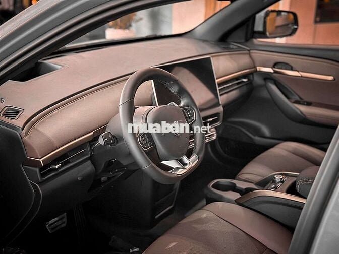 VINFAST VF6 GIAO NGAY, BÁN GIÁ VỐN, VAY NGÂN HÀNG