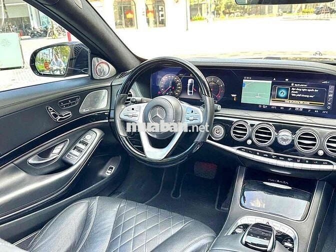 Mercedes Benz S Class 2017 Maybach S450 - 80000 km