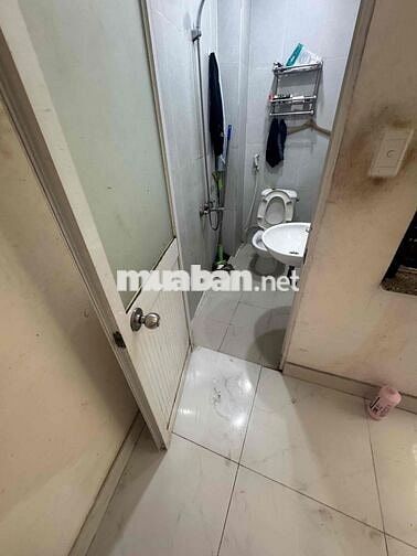 nhà riêng 1 trệt 2 lầu- cách mặt đường quang trung 50m