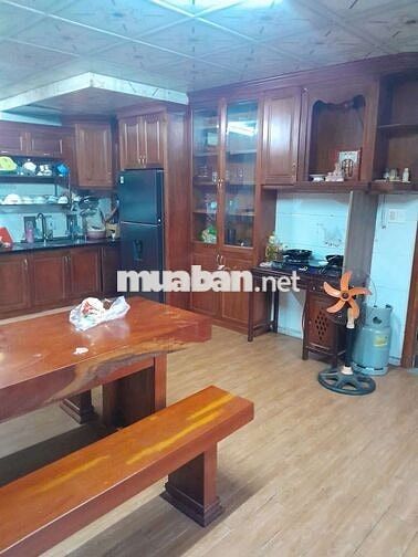 Bán nhà Mặt tiền đường nhựa 12m thông,DT: 6,80 x 40 (gần chợ Tân Hiệp)