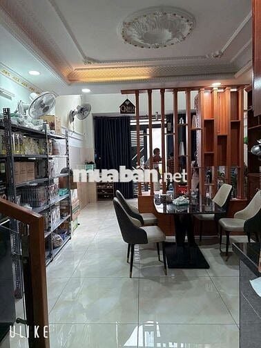 Nhà 135// Gò Xoài P.BHHA 4x10 3lầu 4P 3WcC Hẻm 5m 5tỷ 200 hg Tây