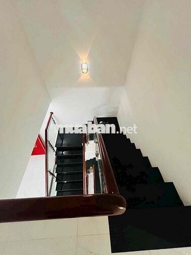 Bán Nhà Trệt 2 Lầu Trục Chính Khu Văn Hoá Tây Đô