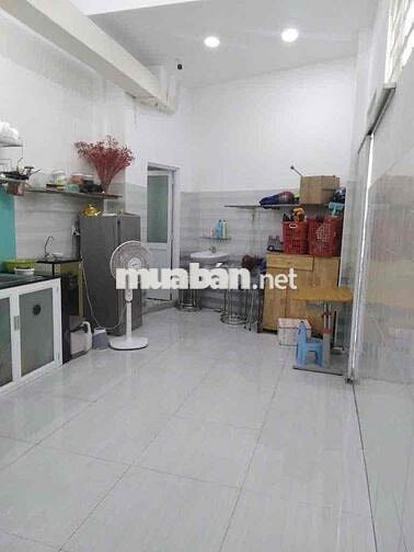 Nhà mặt tiền Quận 1, 50m2, 4 tầng 6PN, vị trí kinh doanh chợ Đakao