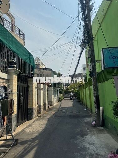 Giảm 700tr bán nhà 77m2, hẻm 6m, 3 tầng, thu 15tr đường Quang Trung