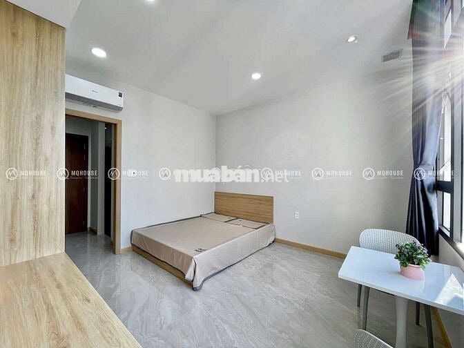 Căn hộ cao cấp, full nội thất mới + máy giặt riêng.Ngay Etown Cộng Hoà