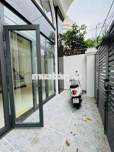 CHO THUÊ NHÀ MỚI XÂY 378C VÕ VĂN TẦN QUẬN 3 - 4 TẦNG - GIÁ SIÊU RẺ