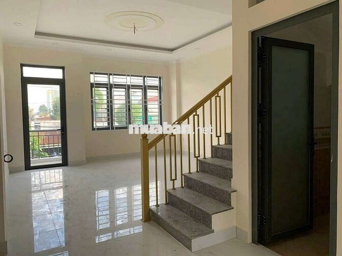 Cho thuê nhà mặt tiền kd phú hồng thịnh dĩ an Bình Dương