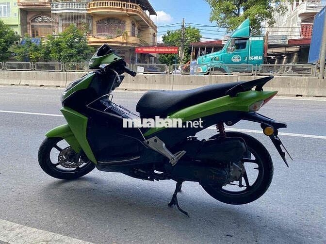 Xe taranis nhập khẩu zin chất đẹp như hình