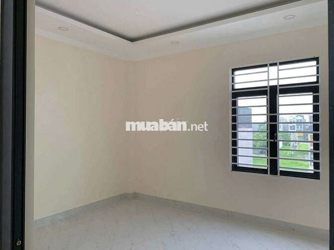 Cho thuê nhà mặt tiền kd phú hồng thịnh dĩ an Bình Dương