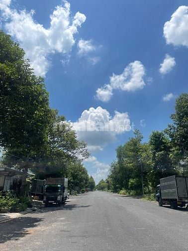 CẦN CHO THUÊ NHÀ NGUYÊN CĂN ĐƯỜNG RÔNG 20 M