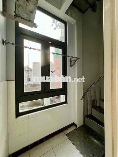 Cho Thuê Phòng Gác Balcon 40m2 4ng ở Ngay Hoà Hưng Toà Viettel Q10