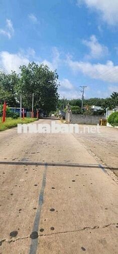 Chủ ngộp bán miếng đất tc ngay khu công nghiệp