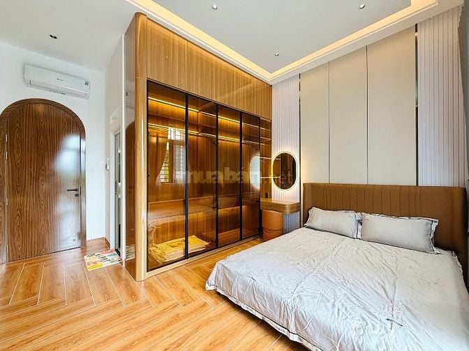 ⭐️Nhà 3 Lầu Mặt tiền kinh doanh tuyệt đẹp Cao cấp Nguyễn Duy Cung, P12