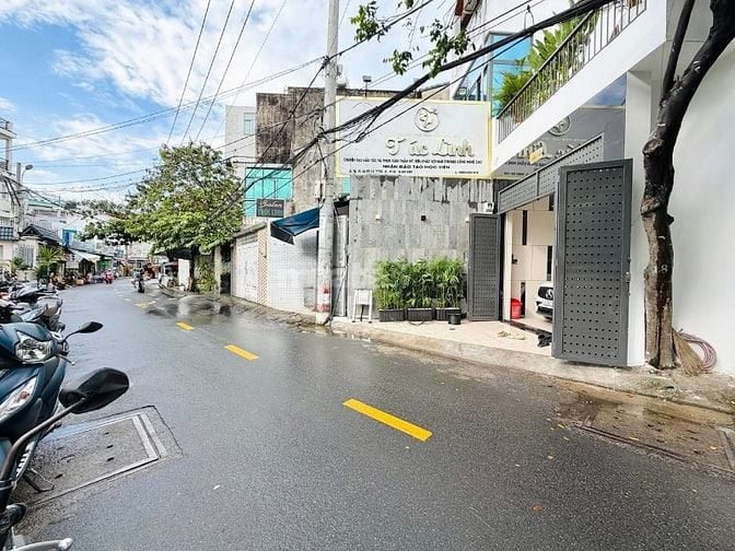 ⭐️Nhà 3 Lầu Mặt tiền kinh doanh tuyệt đẹp Cao cấp Nguyễn Duy Cung, P12