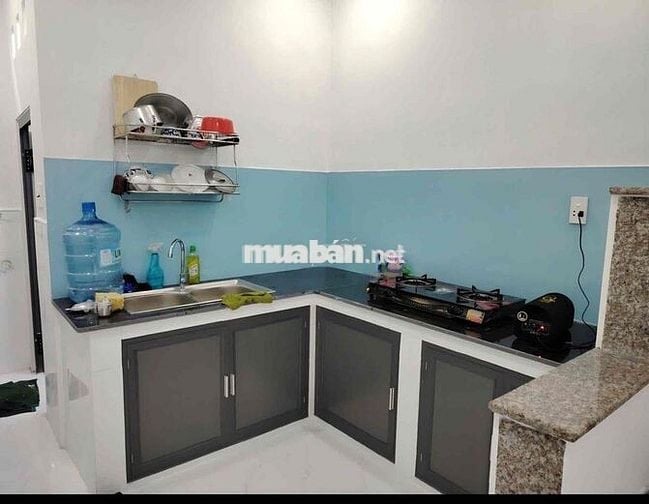 Trệt lầu 4,2*8; 2pn mới Rẻ chốt lẹ