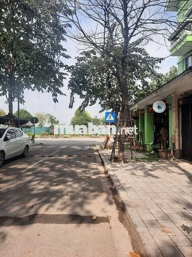 Cho thuê văn phòng 50-100m2 tầng 2 biệt thự dương nội đã hoàn thiện