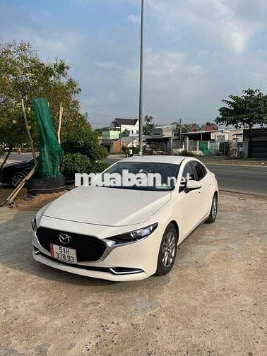 Mazda 3 2020 1.5L Luxury - 53500 km