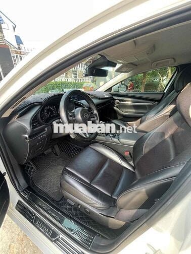 Mazda 3 2020 1.5L Luxury - 53500 km