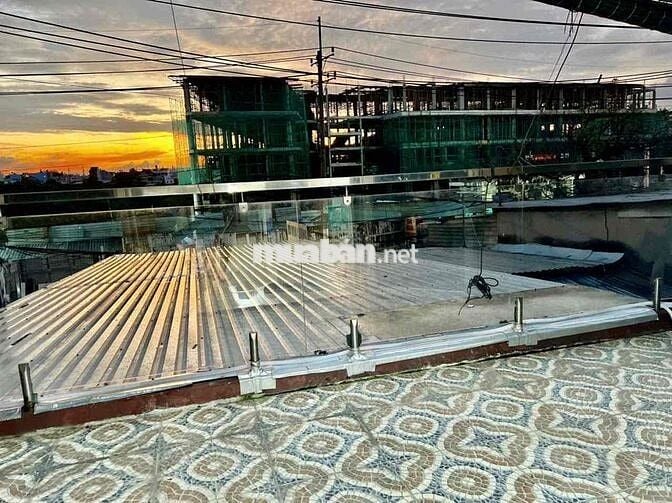 Hot Nhà mặt tiền đường Bình Long DT 5x36, 12 phòng, thu nhập 40/th