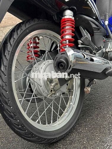 jupiter mắt cú 2006 xe thái