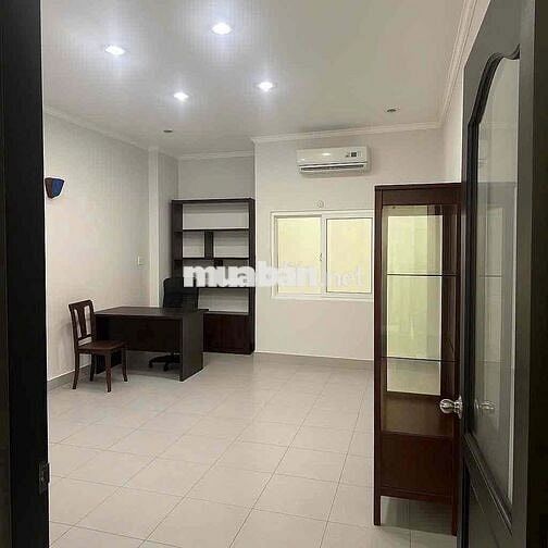 Cho thuê nhà mặt tiền đường Lê Trọng Tấn, dt 4x18 trệt 3 lầu