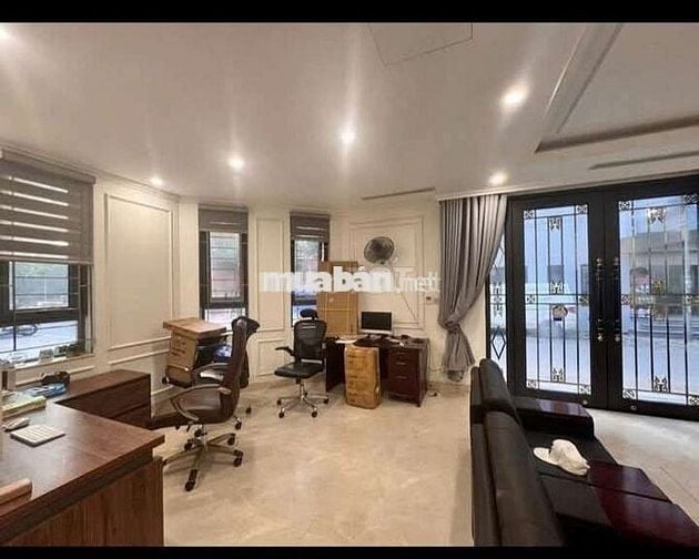 Tôi cần bán nhà lô góc KĐT Văn Quán, 6tầng thang máy full nội thất.