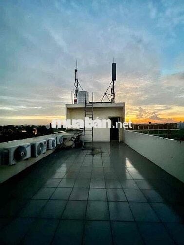 Hot Nhà mặt tiền đường Bình Long DT 5x36, 12 phòng, thu nhập 40/th