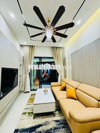 Bán nhà 3tầng mới xách va ly vô ở Trung tâm Đà Nẵng