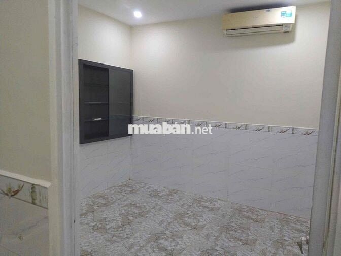 cho thuê MBKD Nguyên căn tầng trệt chung cư  huỳnh văn chính 2