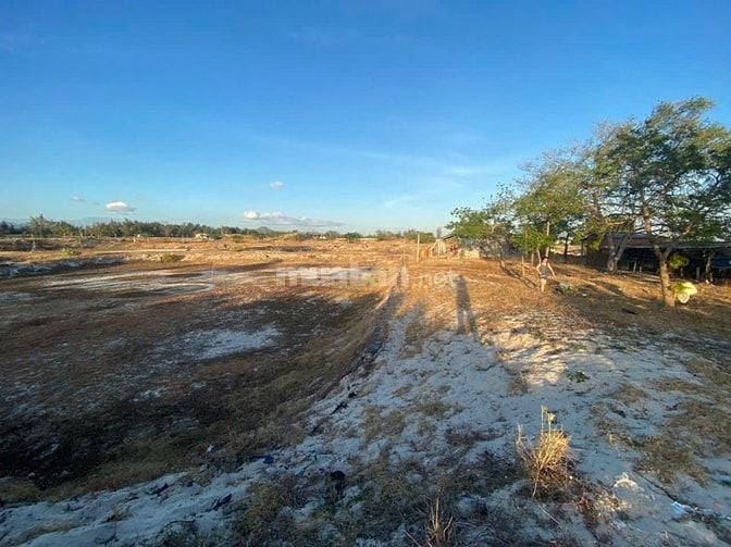 ĐẤT ĐỐI DIỆN BIỂN, KDC MỚI, SỔ HÔNG FULL, 