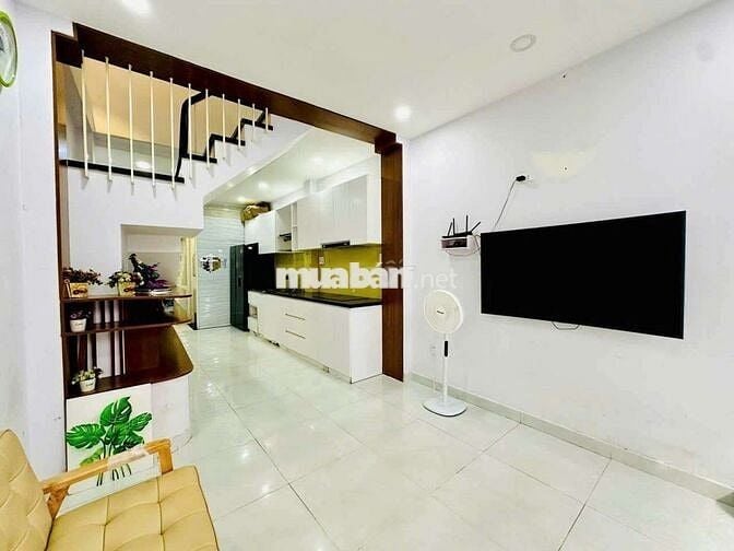 Nhà hẻm 31m2, 4 phòng ngủ, đường Chu Văn An, Q. Bình Thạnh