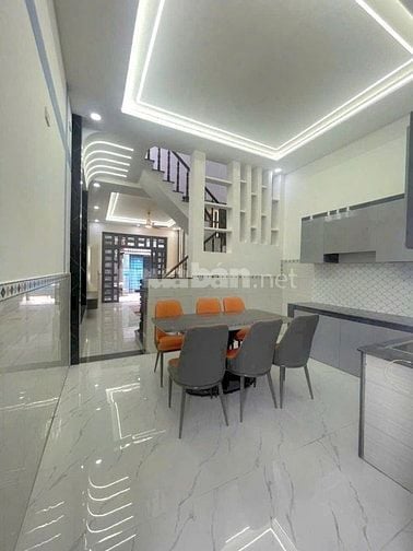 Nhượng gấp nhà 3 tầng Bùi Thị Xuân, quận 1, 44m2 SHR giá 4 tỷ 150 TL