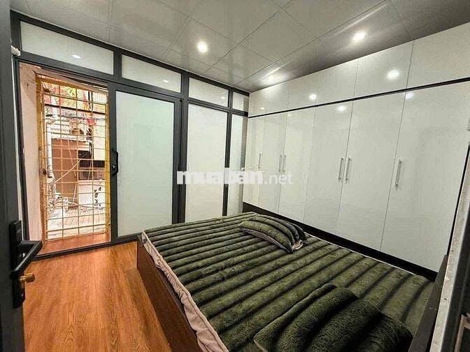 Lô góc ! TT Phương Mai T2 , sát phố, 2 thoáng , KD , full đồ 70 m2