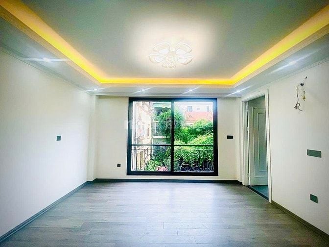 Thái Hà , Ngõ nông gần phố, 6 Tầng thang máy, 40m2 chỉ 12tỷ