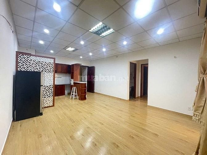Chung cư Tú Xương, quận 3: 70m2, 2p ngủ, nhà thoáng, 9tr5/tháng