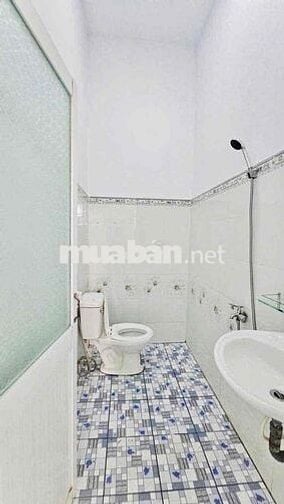 Bán nhà trệt lầu chủ tặng ngay bộ sofa nằm gần đường TL824 Mỹ Hạnh Bac