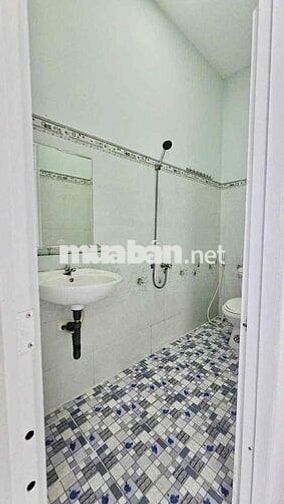 Bán nhà trệt lầu chủ tặng ngay bộ sofa nằm gần đường TL824 Mỹ Hạnh Bac