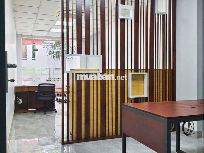 Cho thuê văn phòng 35m² – Full nội thất, tiện nghi – Gần Vạn Phúc City