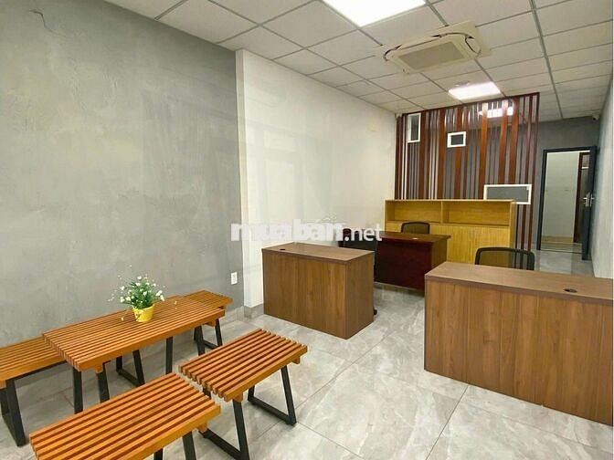 Cho thuê văn phòng 35m² – Full nội thất, tiện nghi – Gần Vạn Phúc City