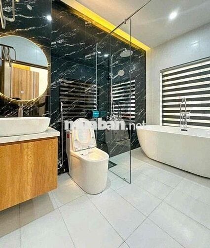 Diện tích sàn 270m2 nhà 3 tầng full nội thất Hoà Xuân