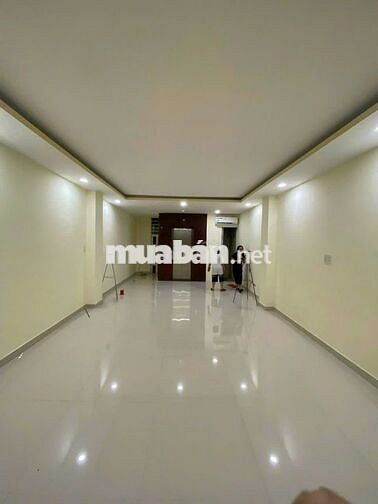 Nhà cho thuê nguyên căn 169 Nguyễn Công Trứ . DT: 4,5 x 12m, 5 lầu.